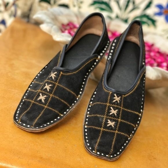Artisan Crafted Black Suede Mens shoes from India main image 16
